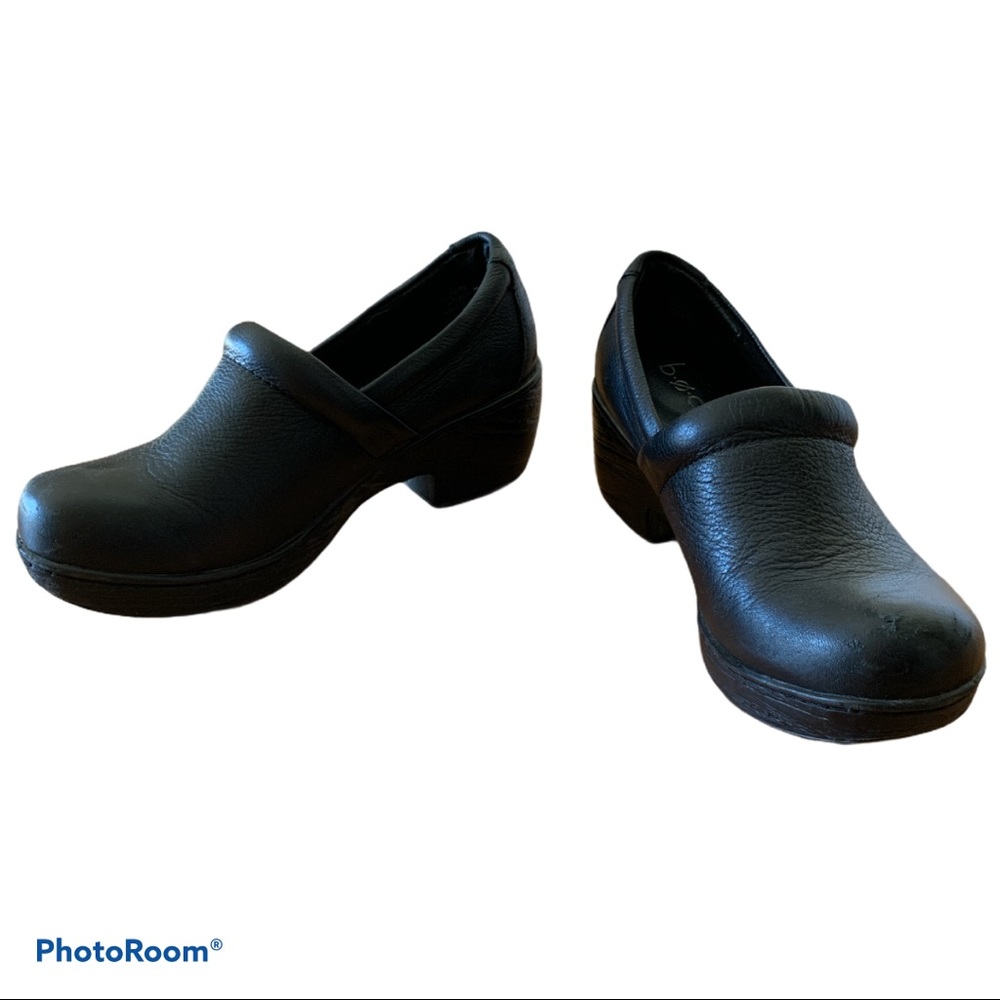 BØC women’s clogs size 8